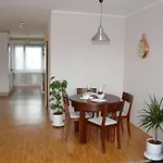 U-room - Im Herzen Von Апартаменти