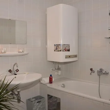 U-room - Im Herzen Von